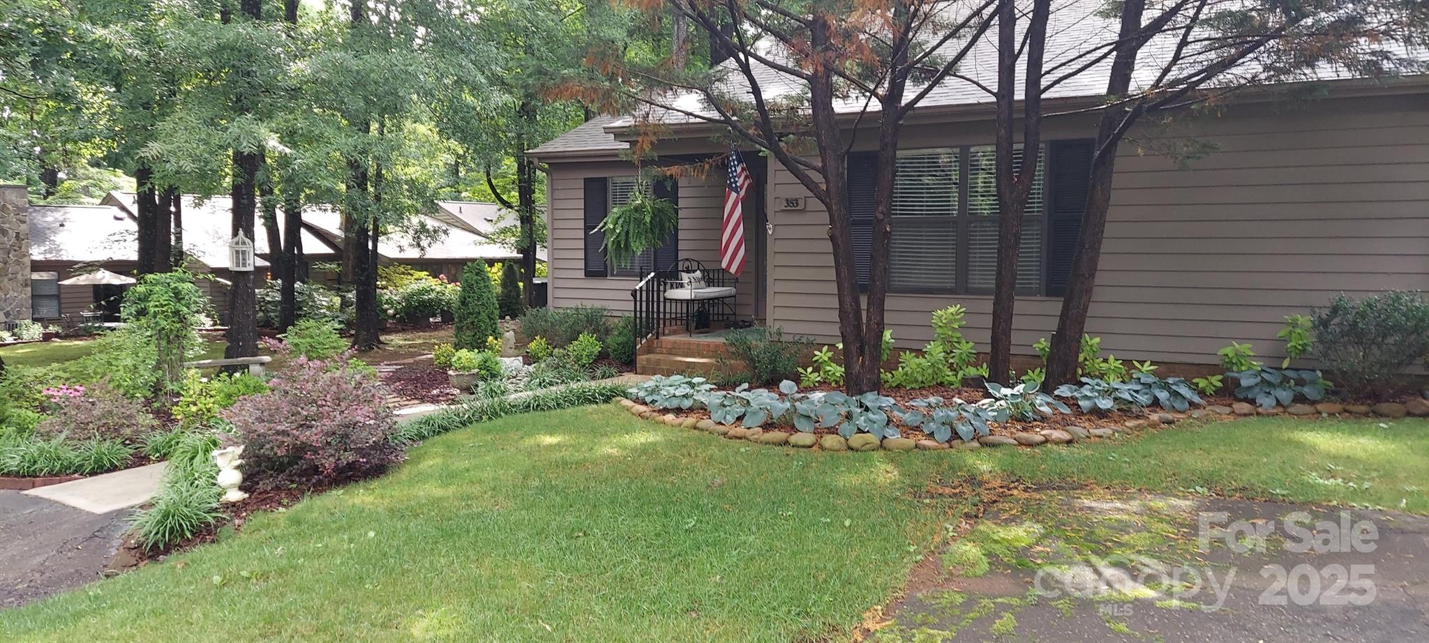 353 Tall Oaks Trail
