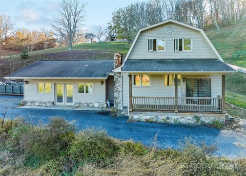 A home in Waynesville