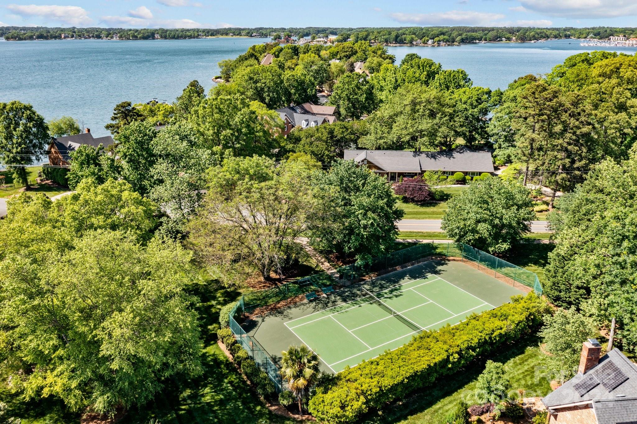 100 Norman Place - Residential