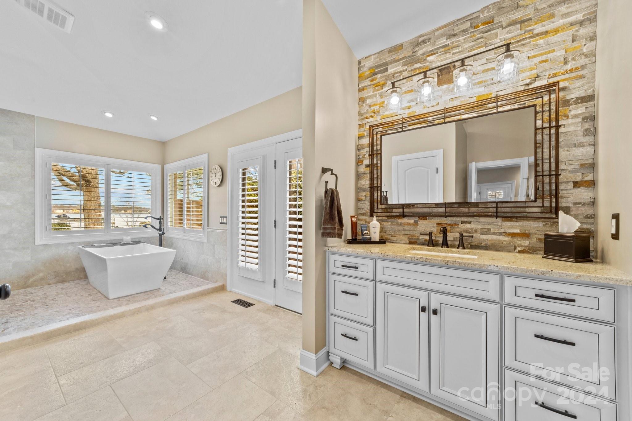 100 Norman Place - Residential