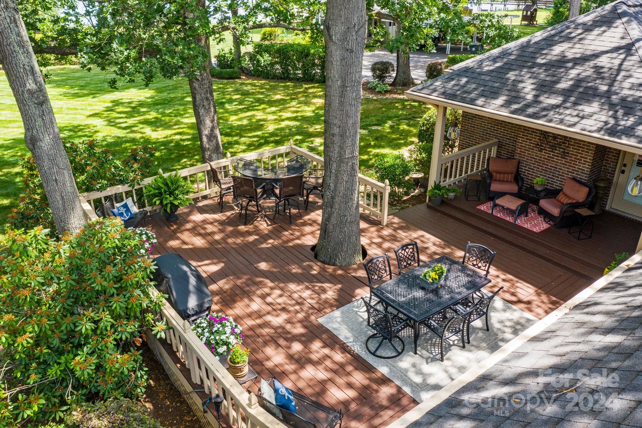 100 Norman Place - Residential