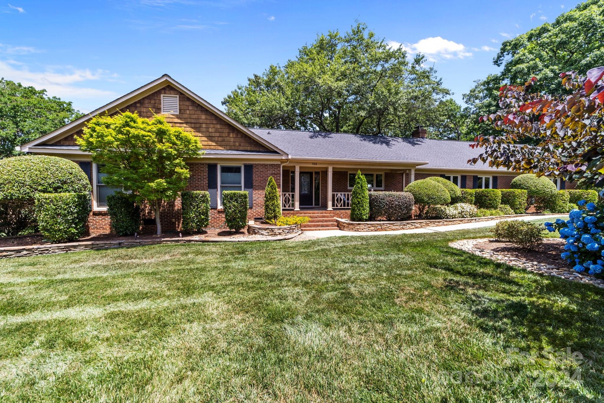 100 Norman Place - Residential