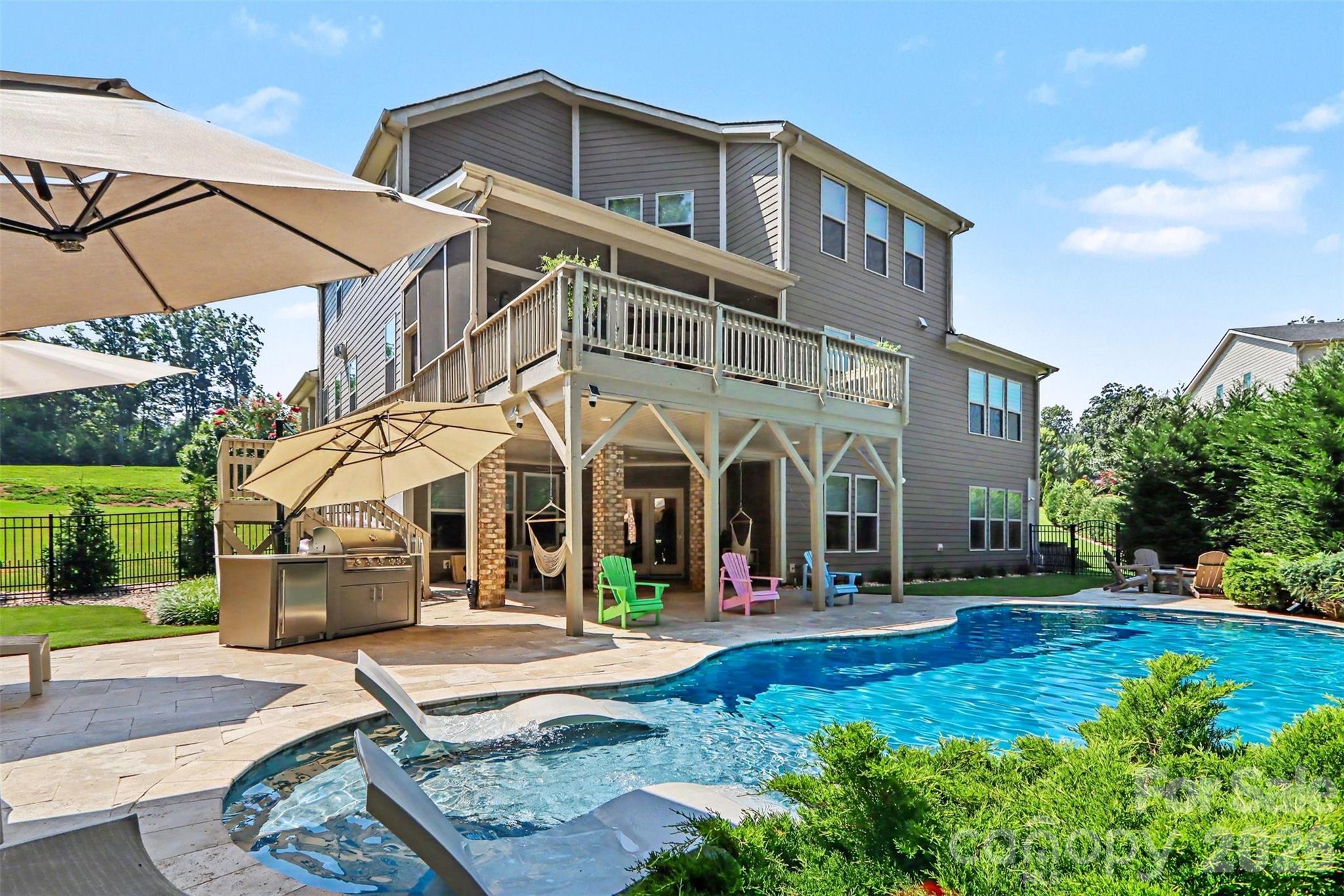 122 Campanile Drive