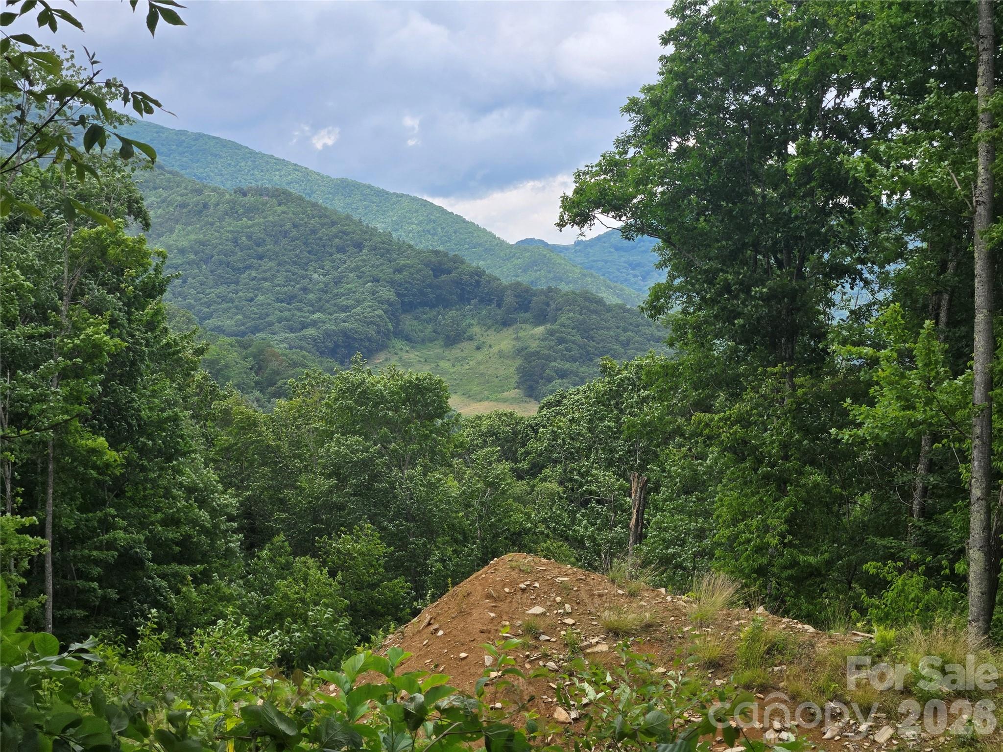 52 Lantern Ridge