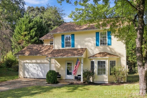 Photo of 7519 Katherine Drive, Denver, NC 28037 (MLS # 4428529)