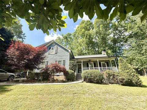 Photo of 2600 Lakewood Drive, Gastonia, NC 28052 (MLS # 4368692)