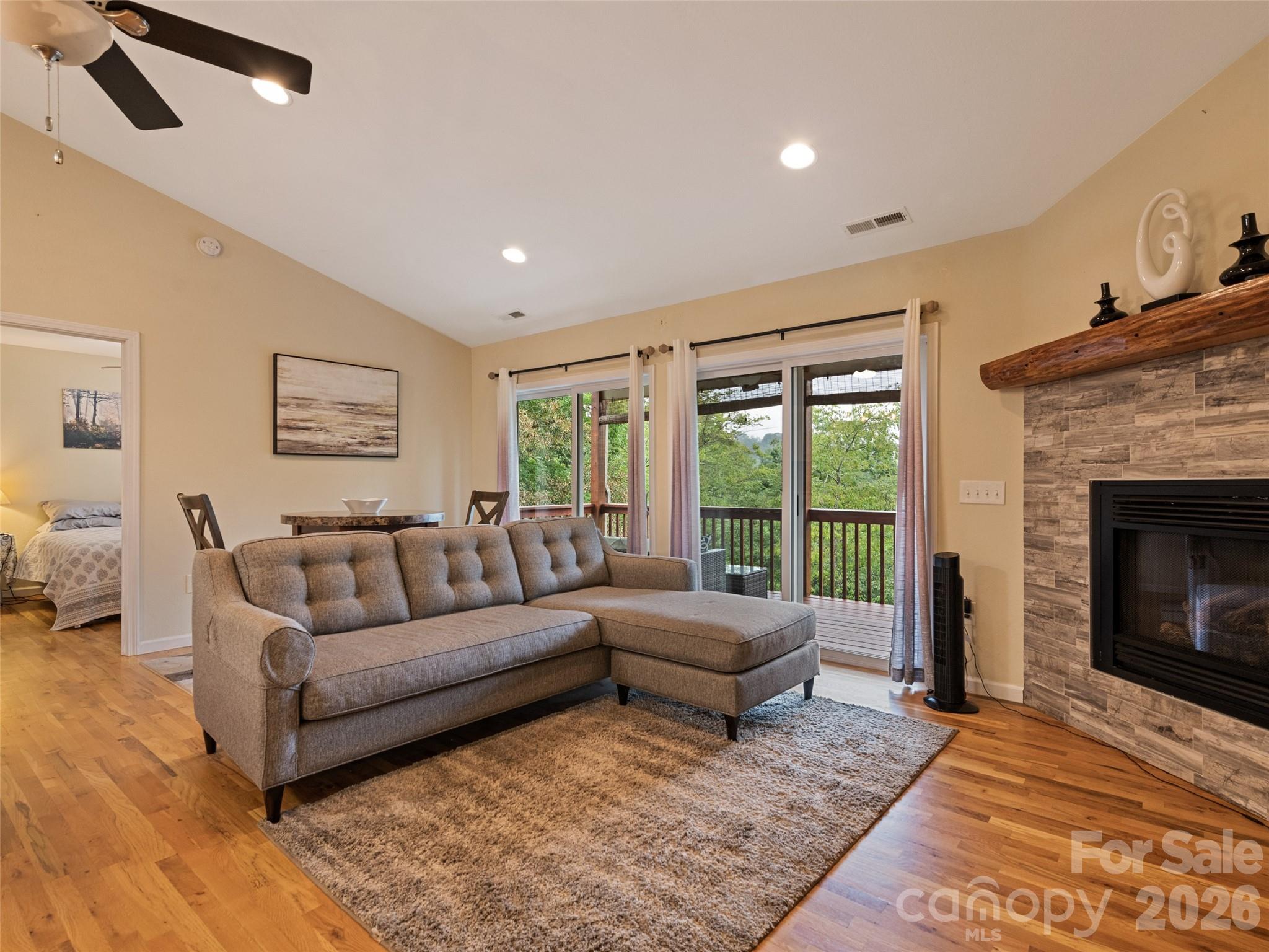 404 Loop Road