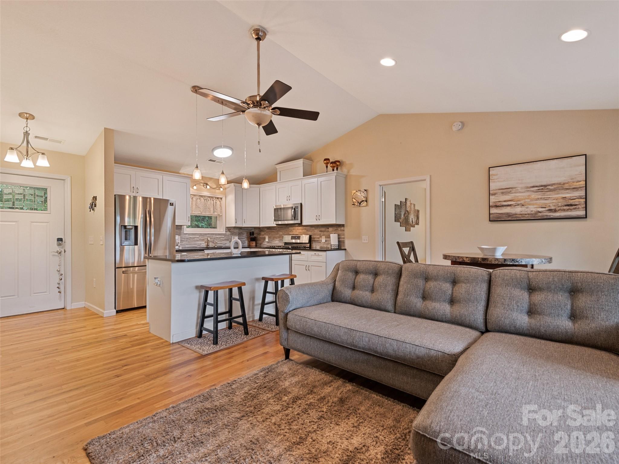 404 Loop Road