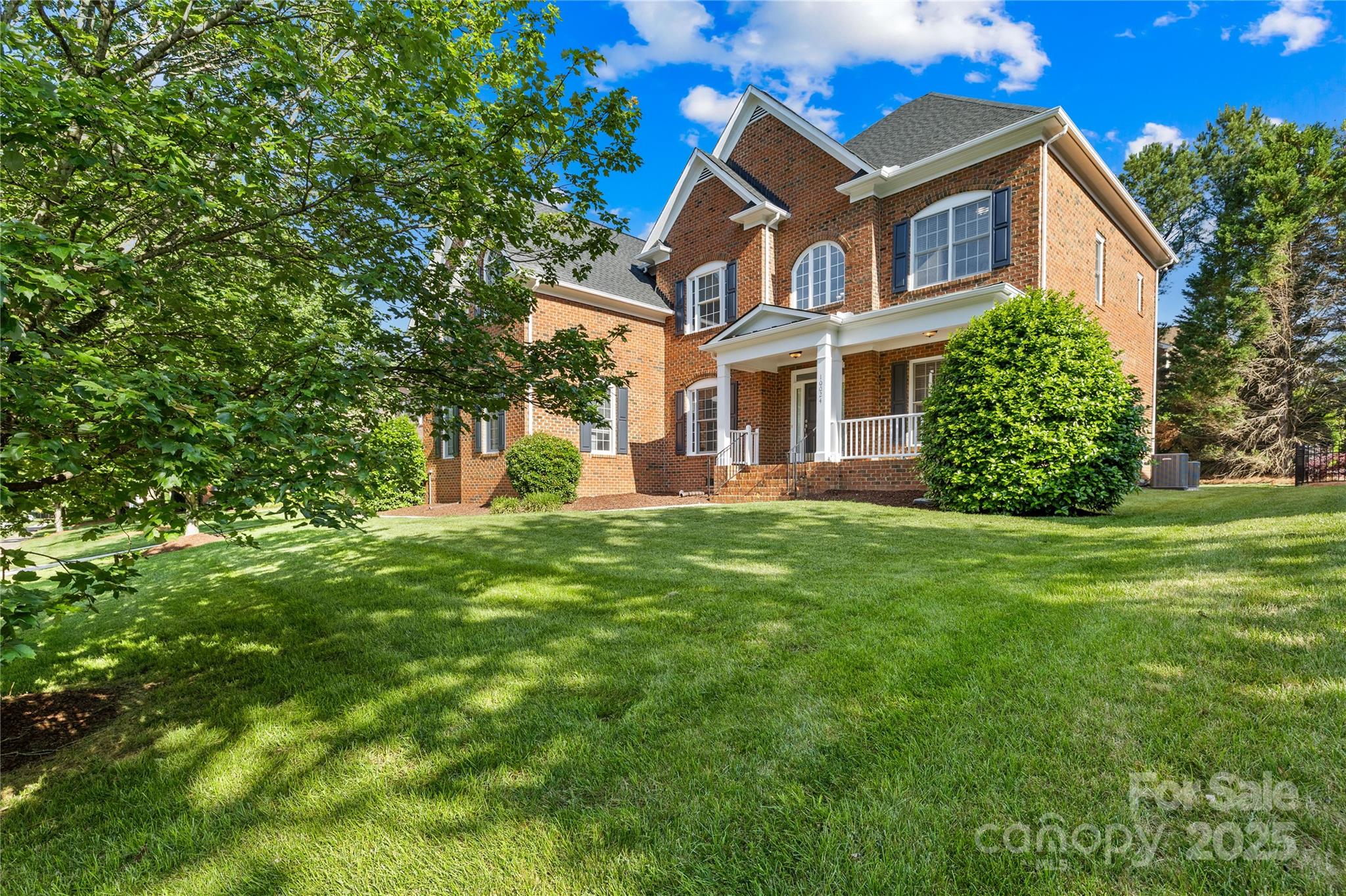10024 Hazelview Drive