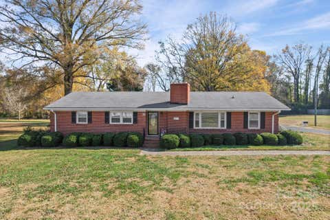 Photo for 6812 W Sugar Creek Road