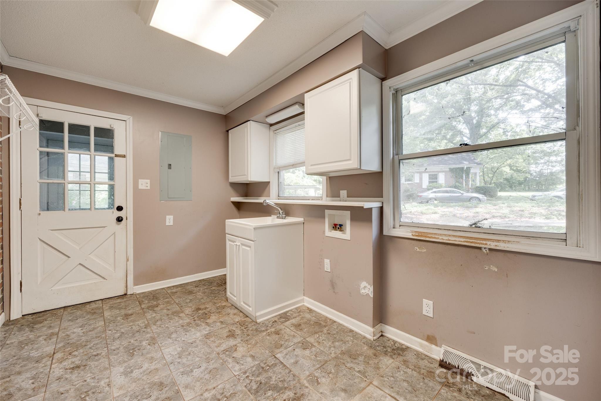 Montclaire - Residential