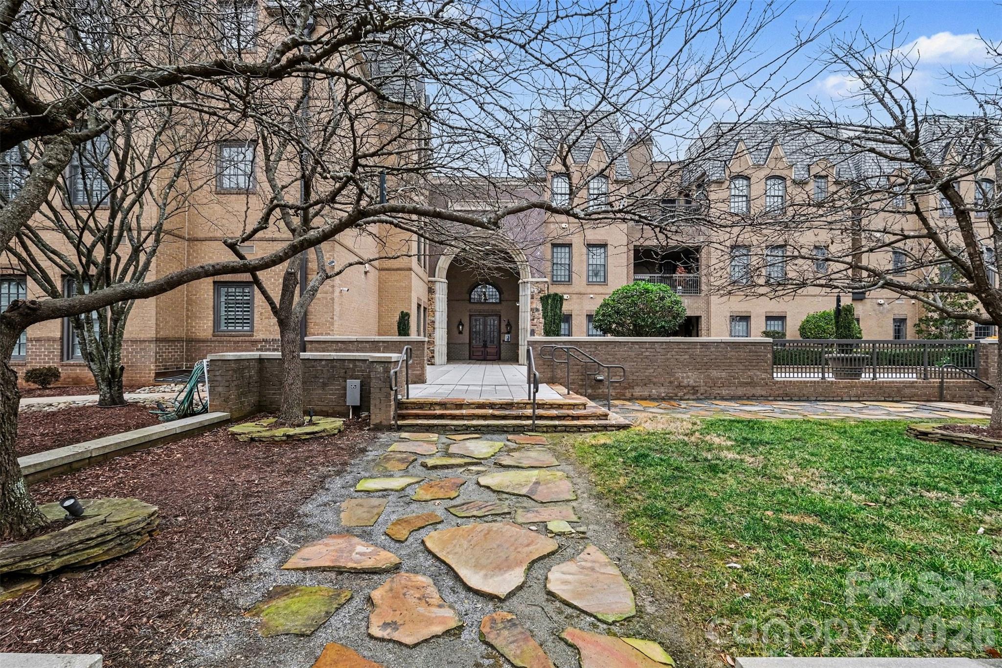 Parkwood Knoll - Residential