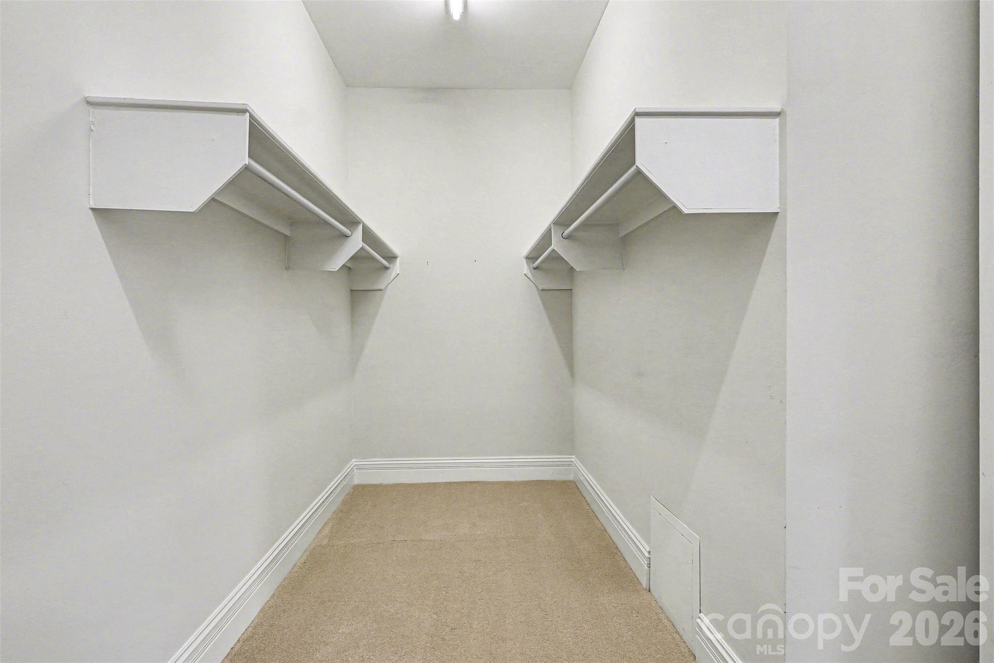 Parkwood Knoll - Residential