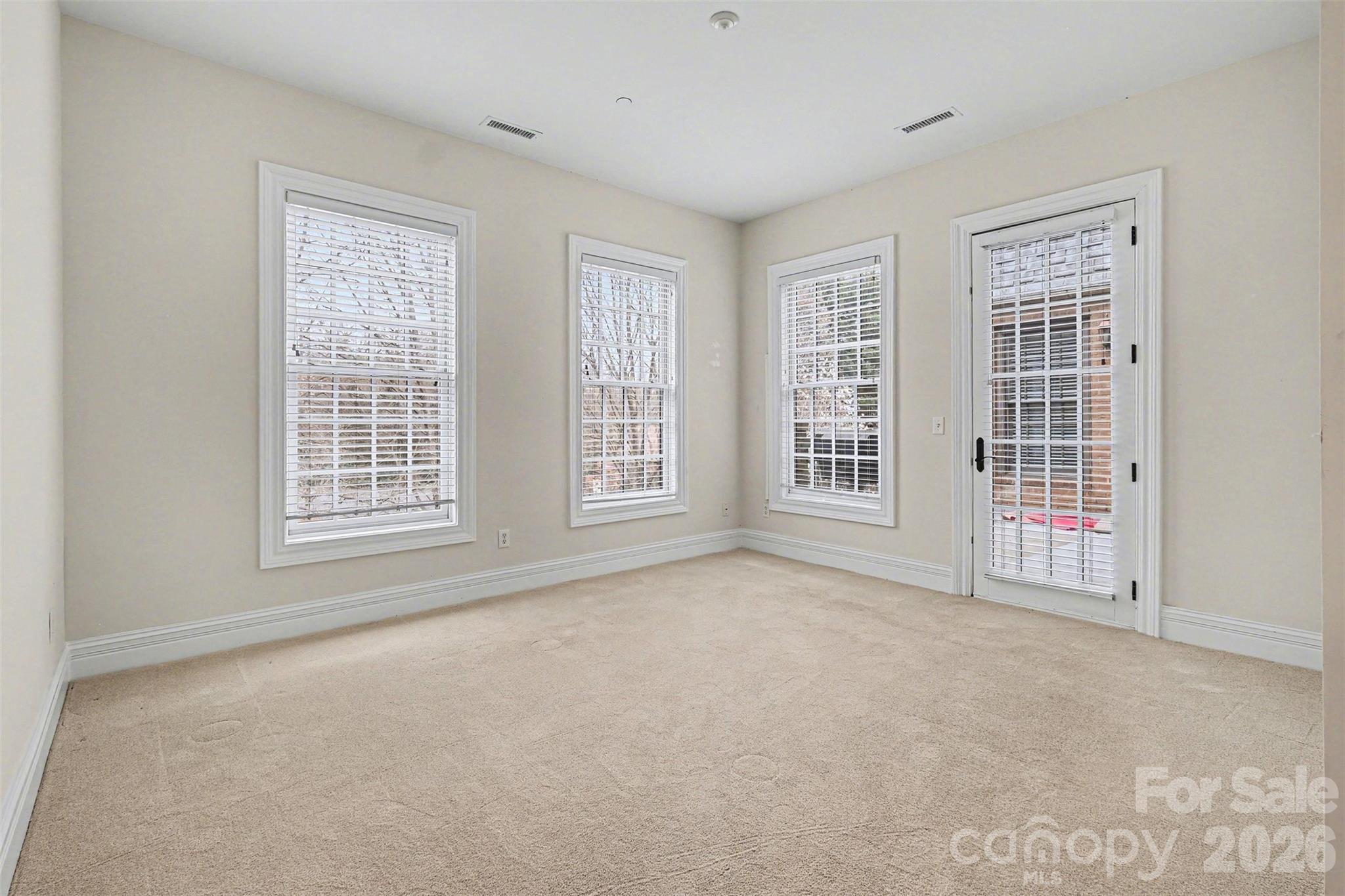 Parkwood Knoll - Residential