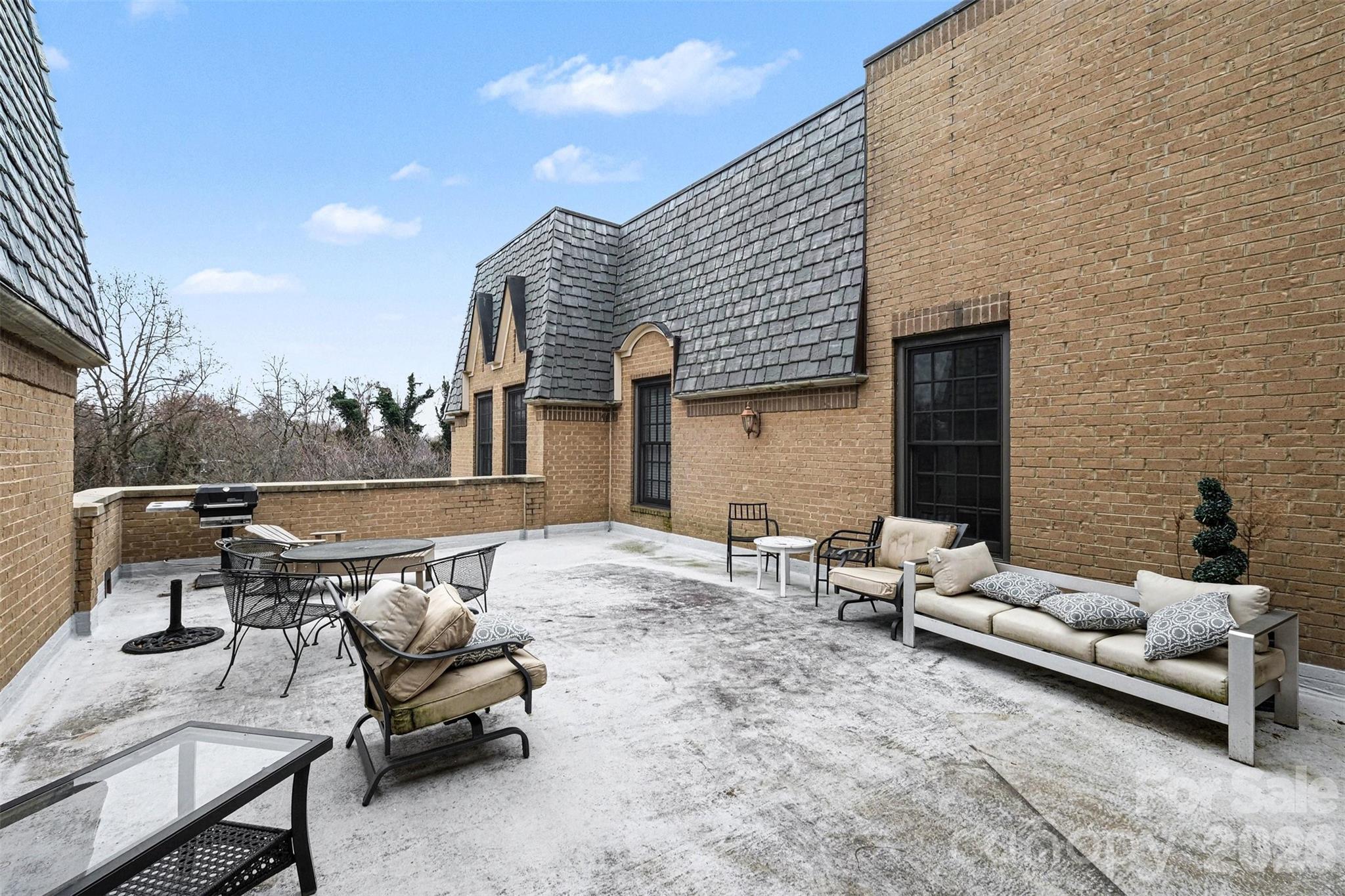 Parkwood Knoll - Residential