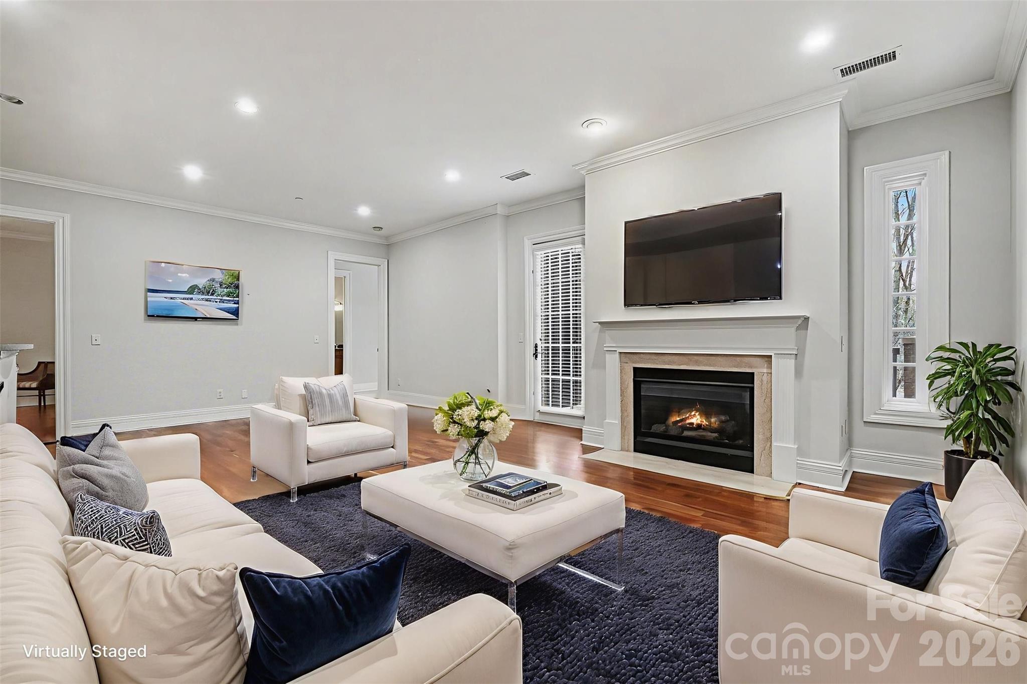 Parkwood Knoll - Residential