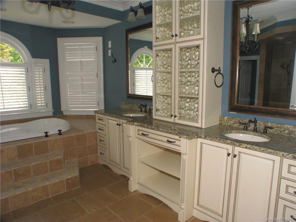 Zemosa Acres - Residential