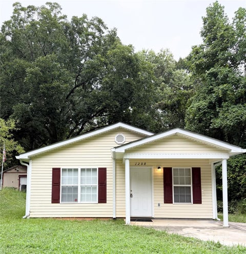 Photo of 1208 W Walnut Avenue, Gastonia, NC 28052 (MLS # 4417881)
