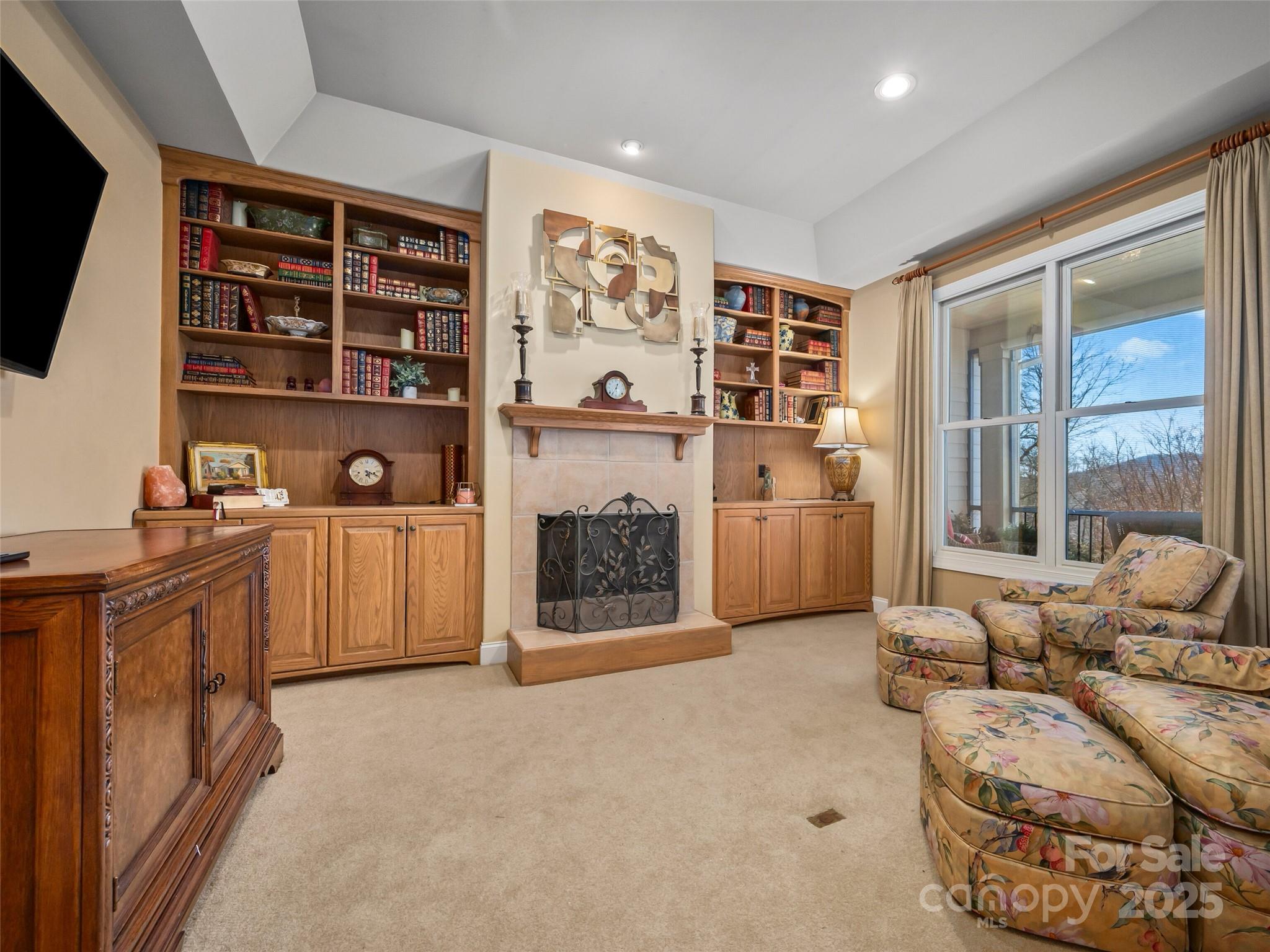 Thrashing Rock Estates - Residential