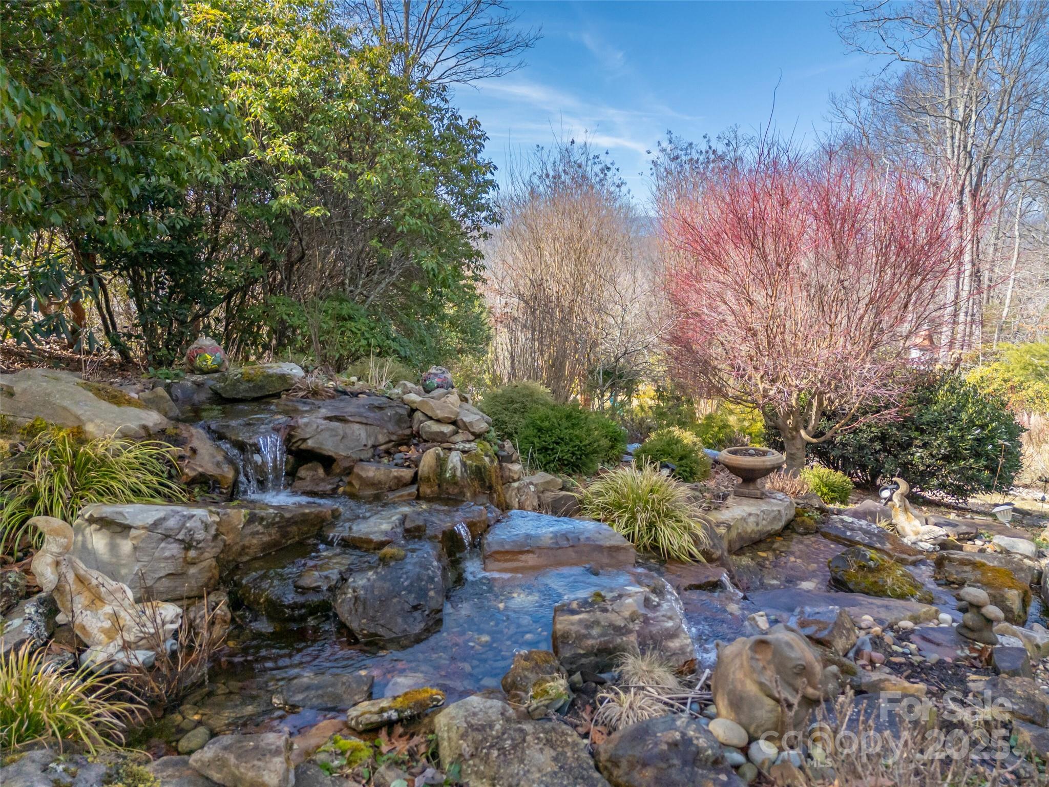 Thrashing Rock Estates - Residential