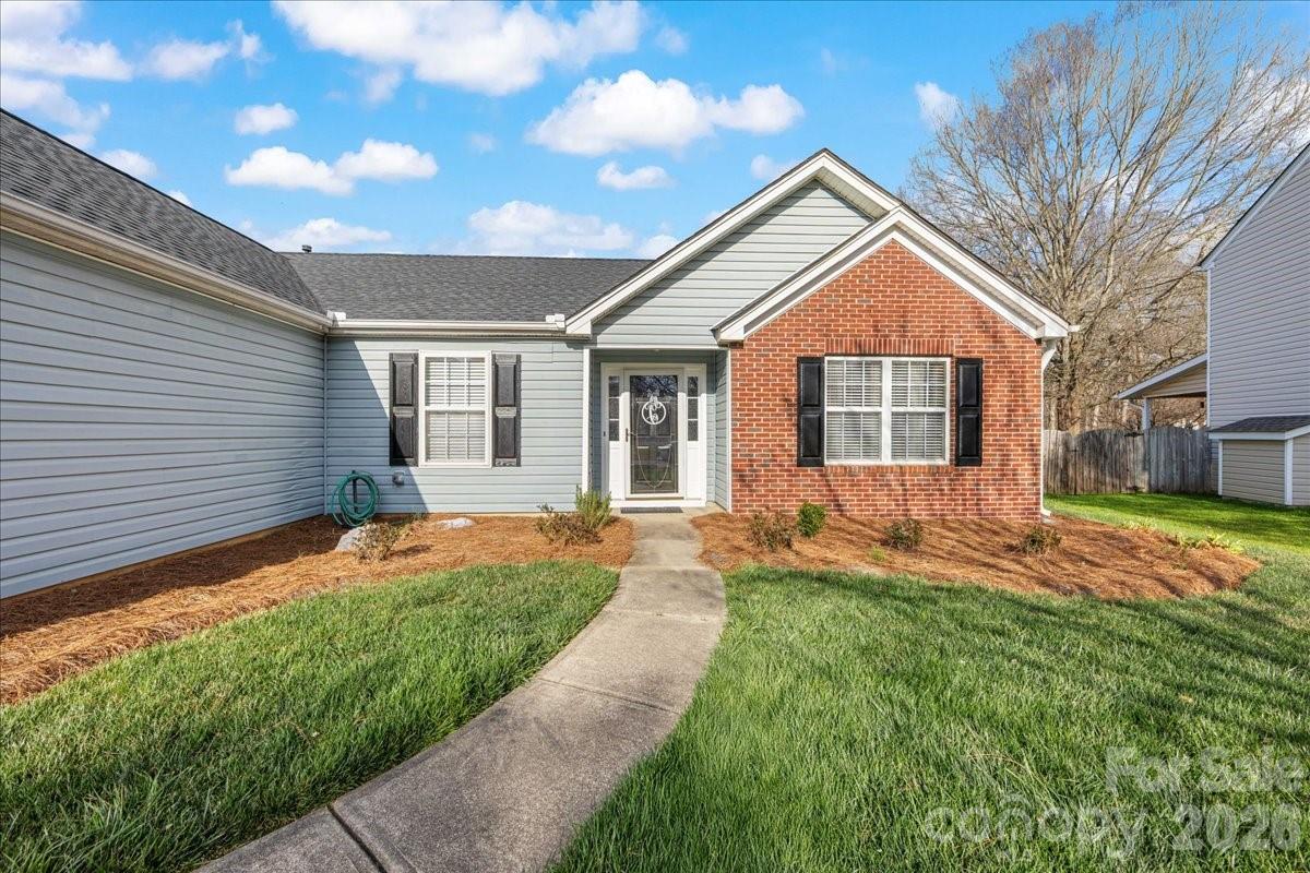 3907 Laurel View Circle