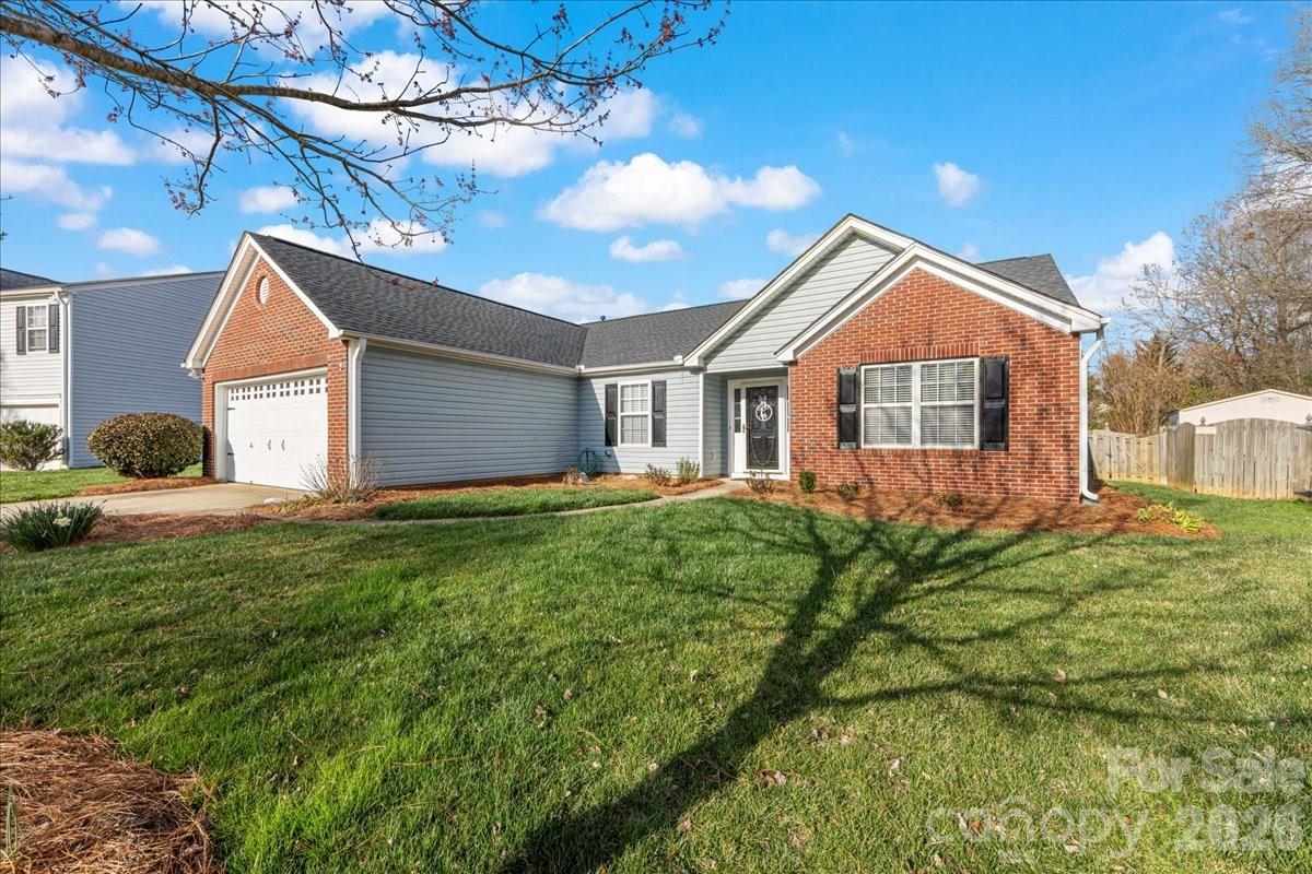 3907 Laurel View Circle