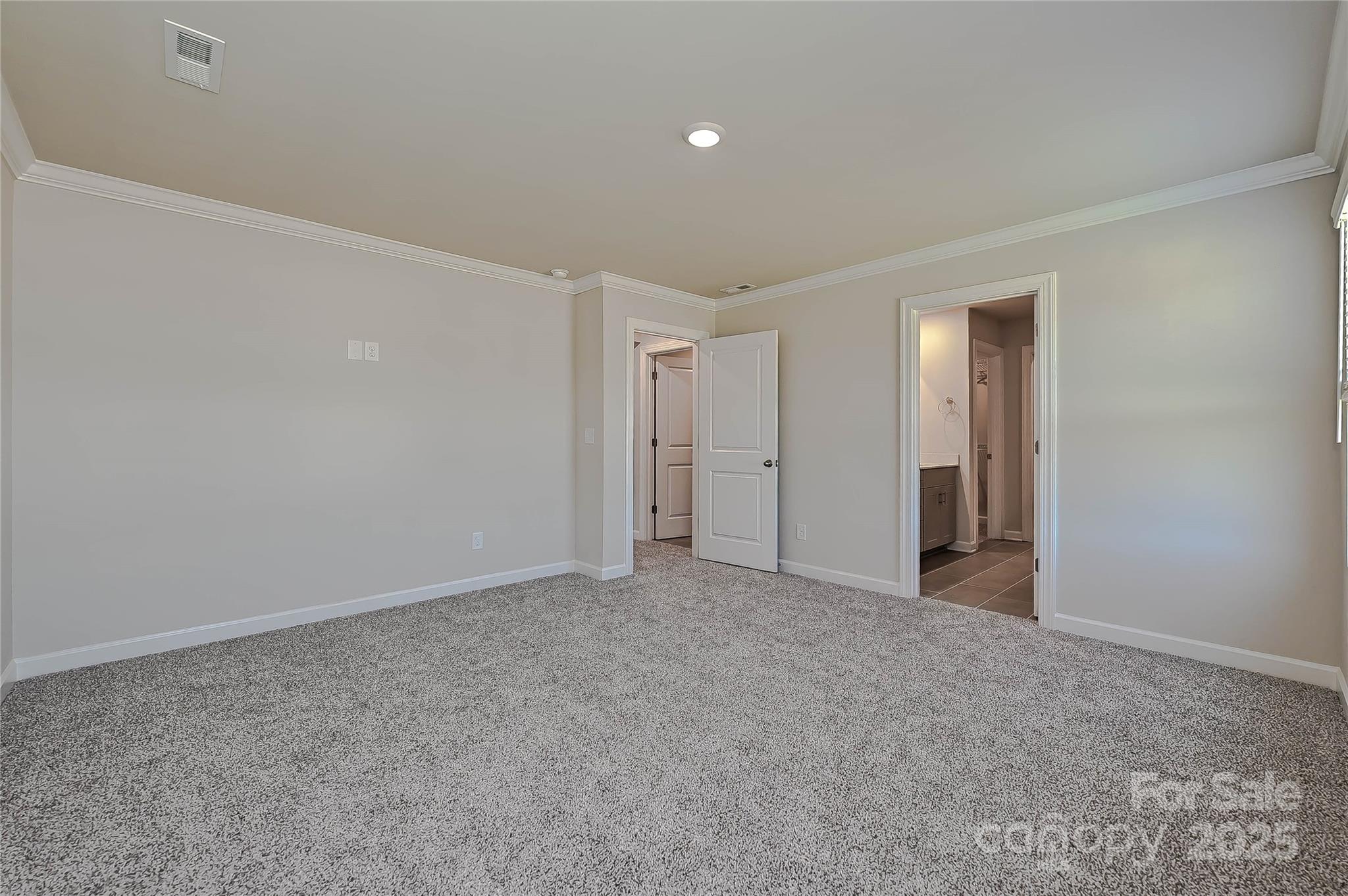 Seattle Crossing - Residential