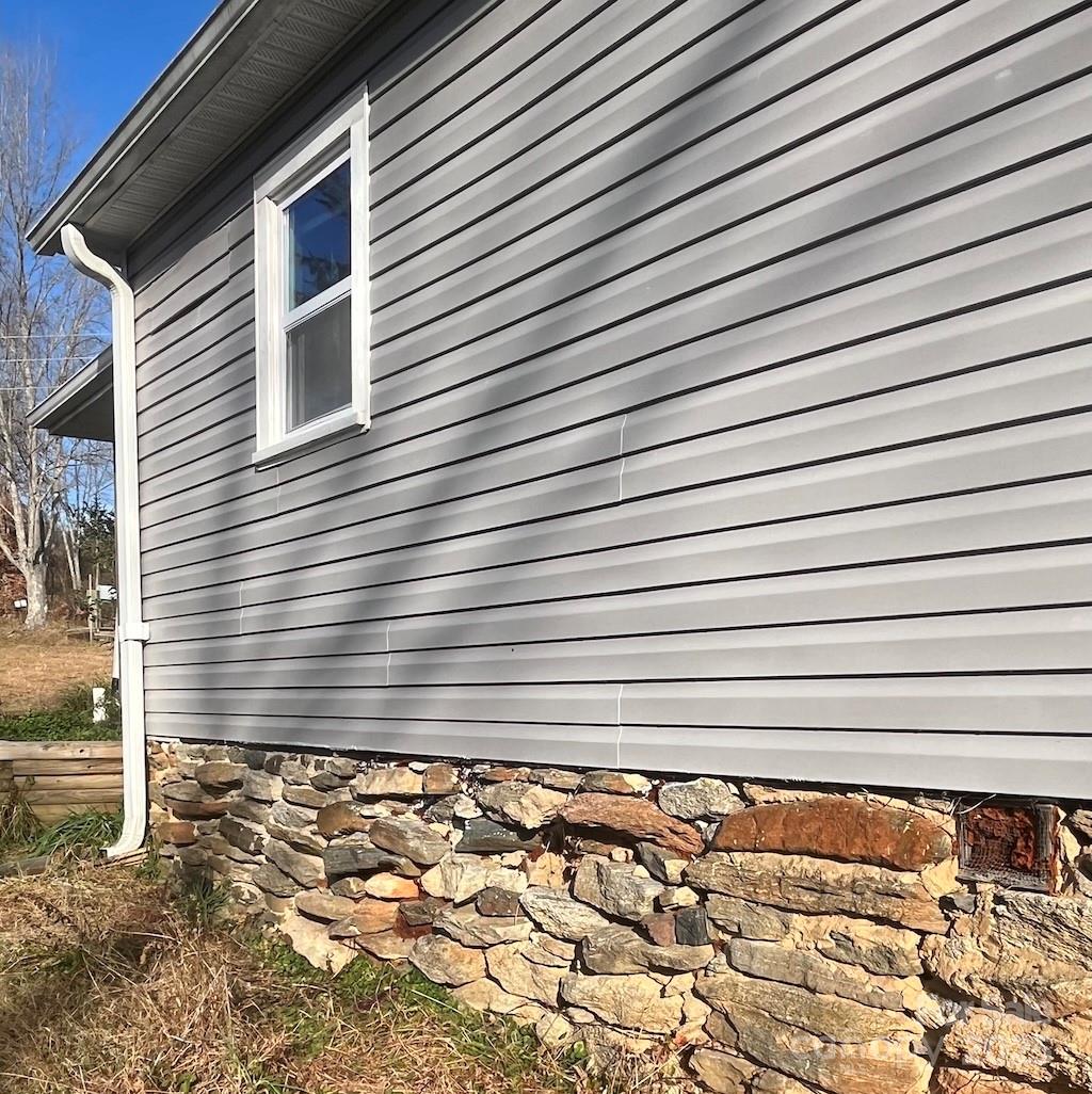 98 Poplar Springs Road