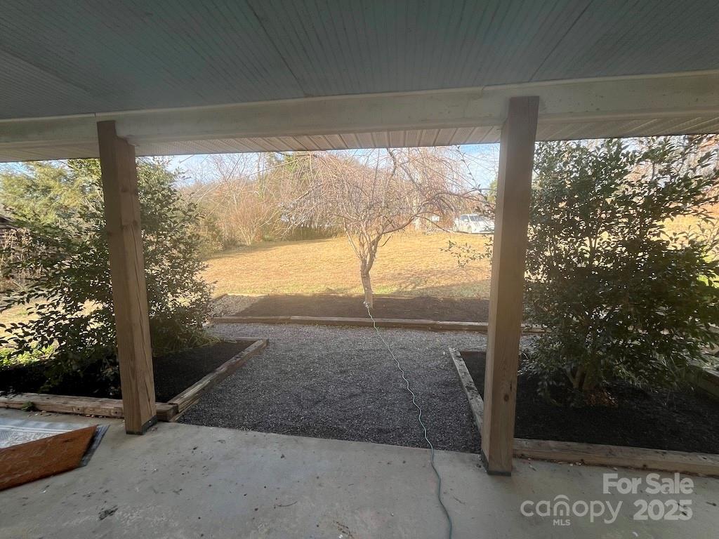 98 Poplar Springs Road