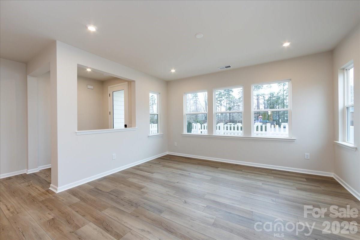 Ellis Townes - Residential