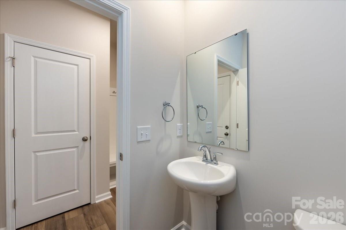 Ellis Townes - Residential