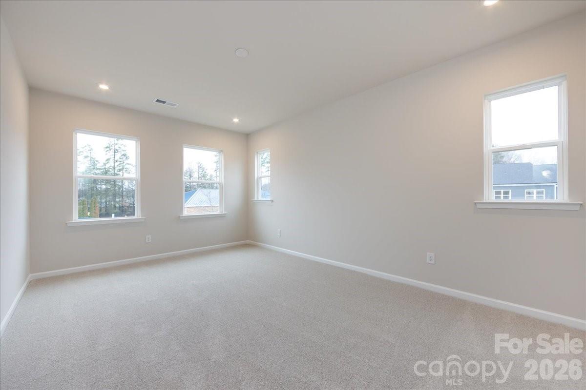 Ellis Townes - Residential