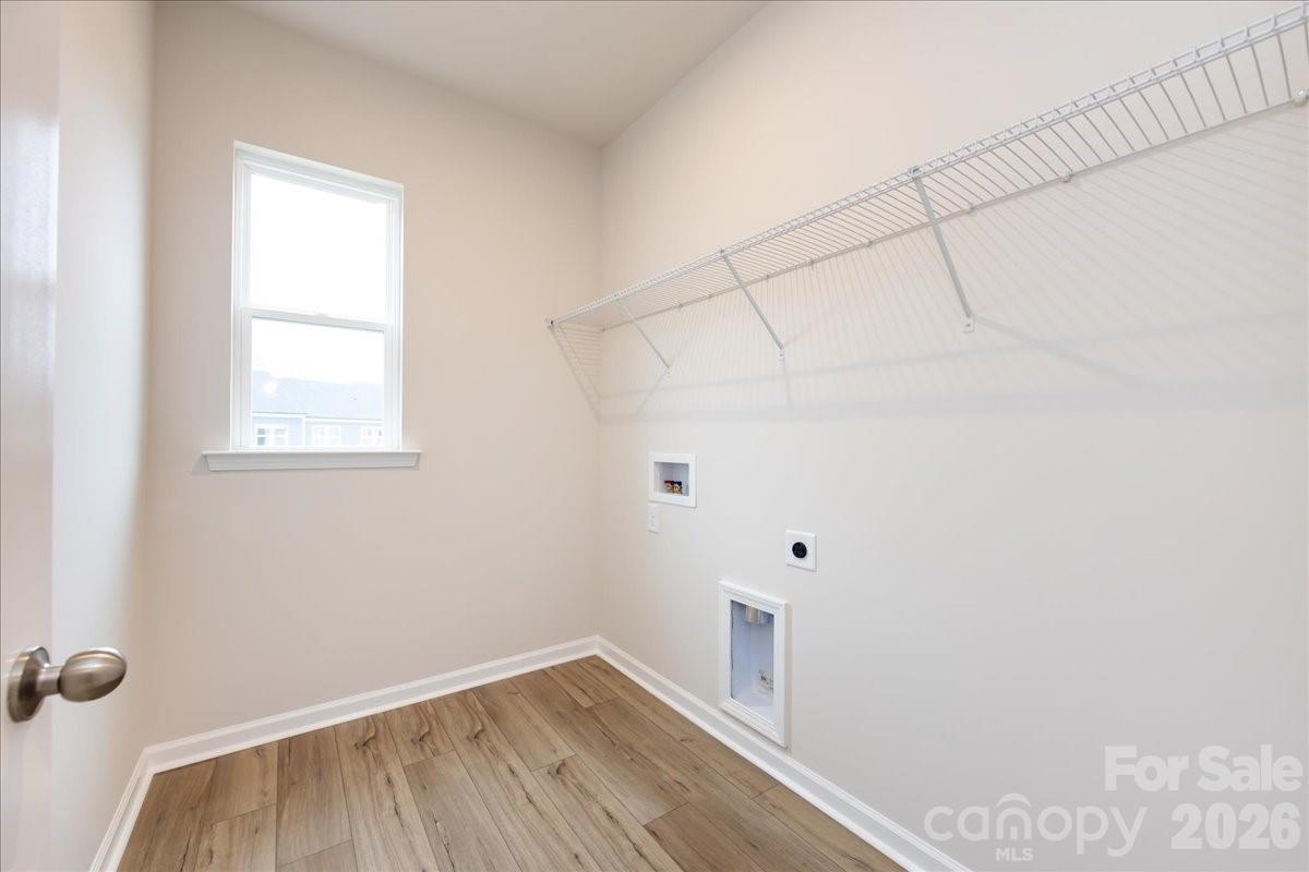 Ellis Townes - Residential