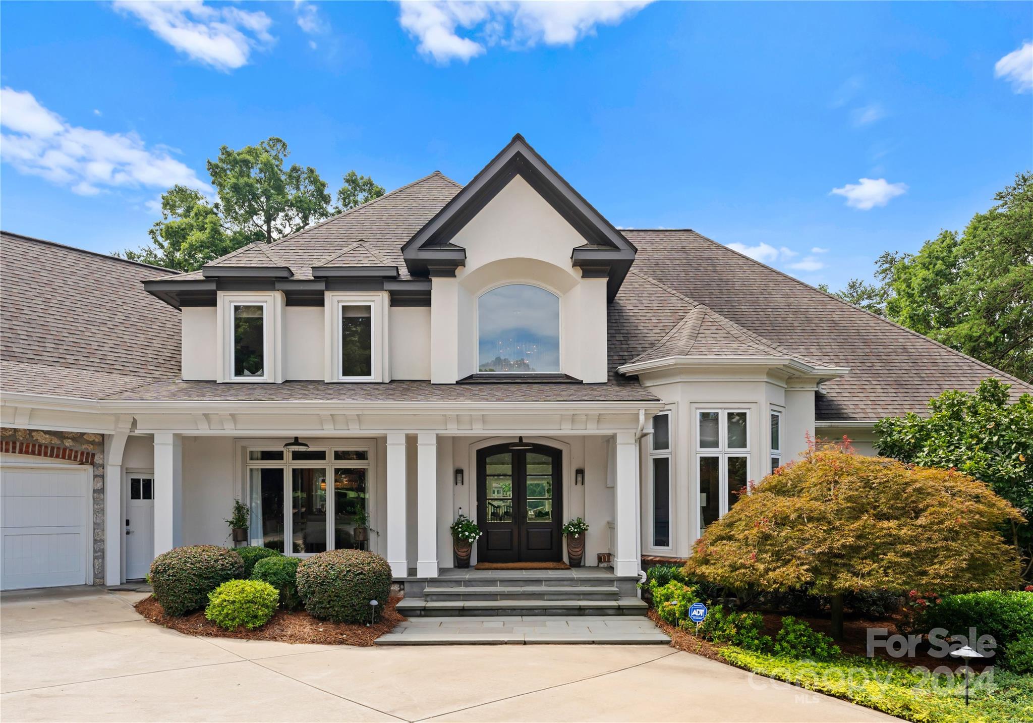 The Peninsula - Residential