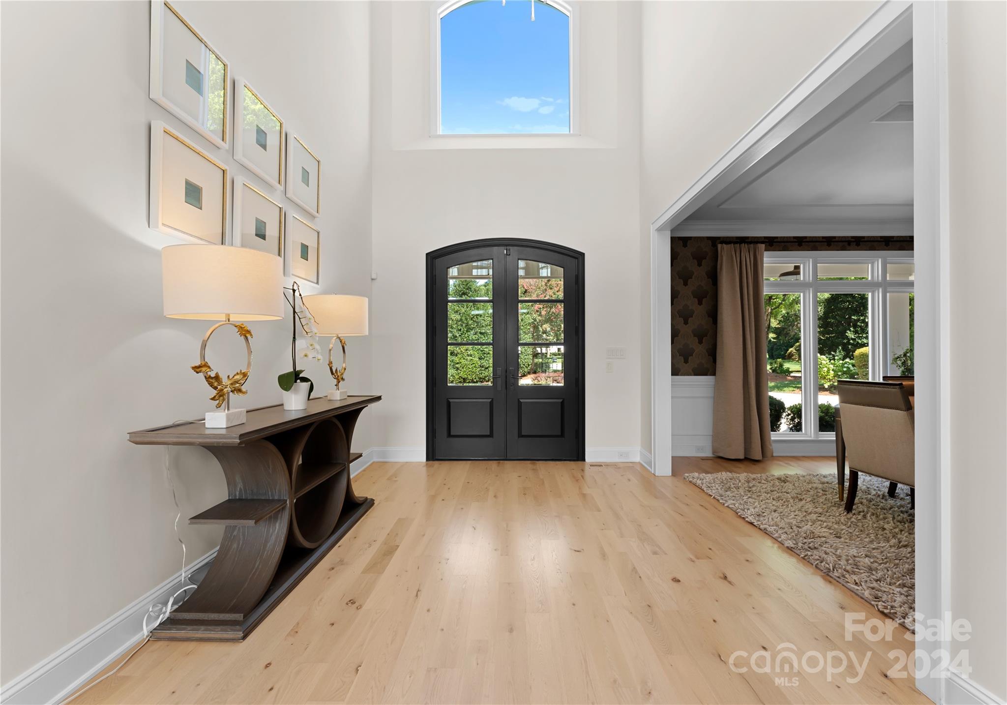 The Peninsula - Residential