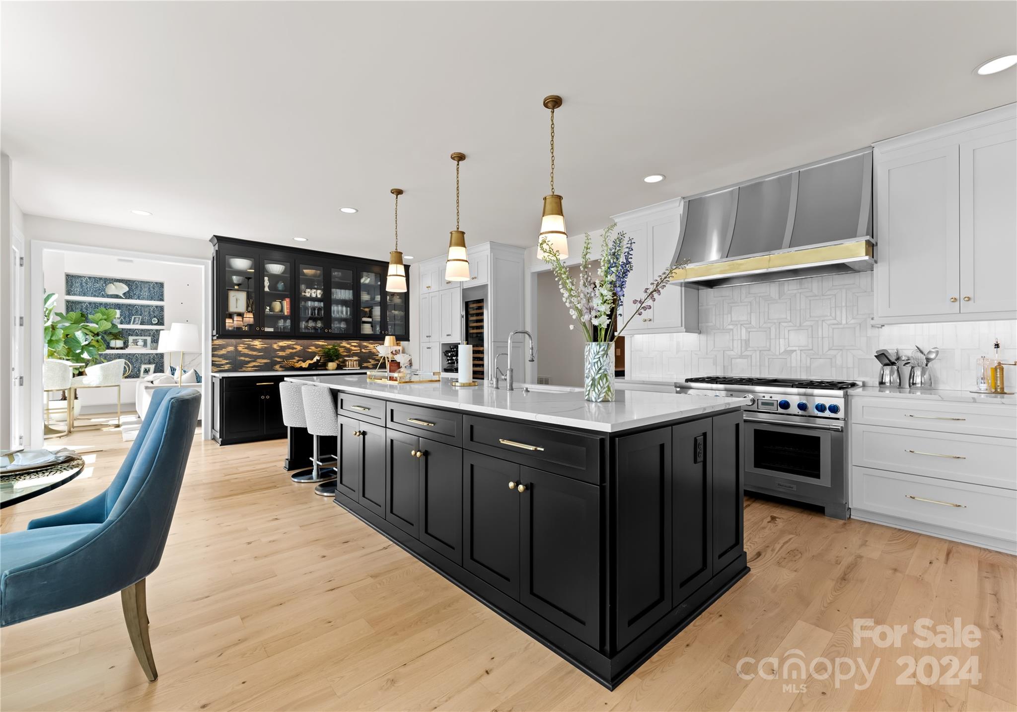 The Peninsula - Residential