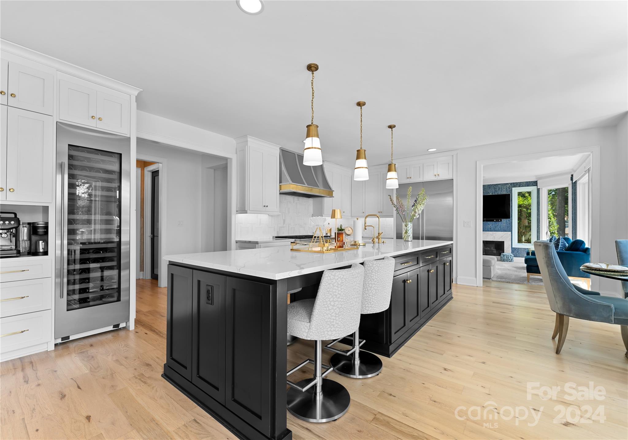 The Peninsula - Residential