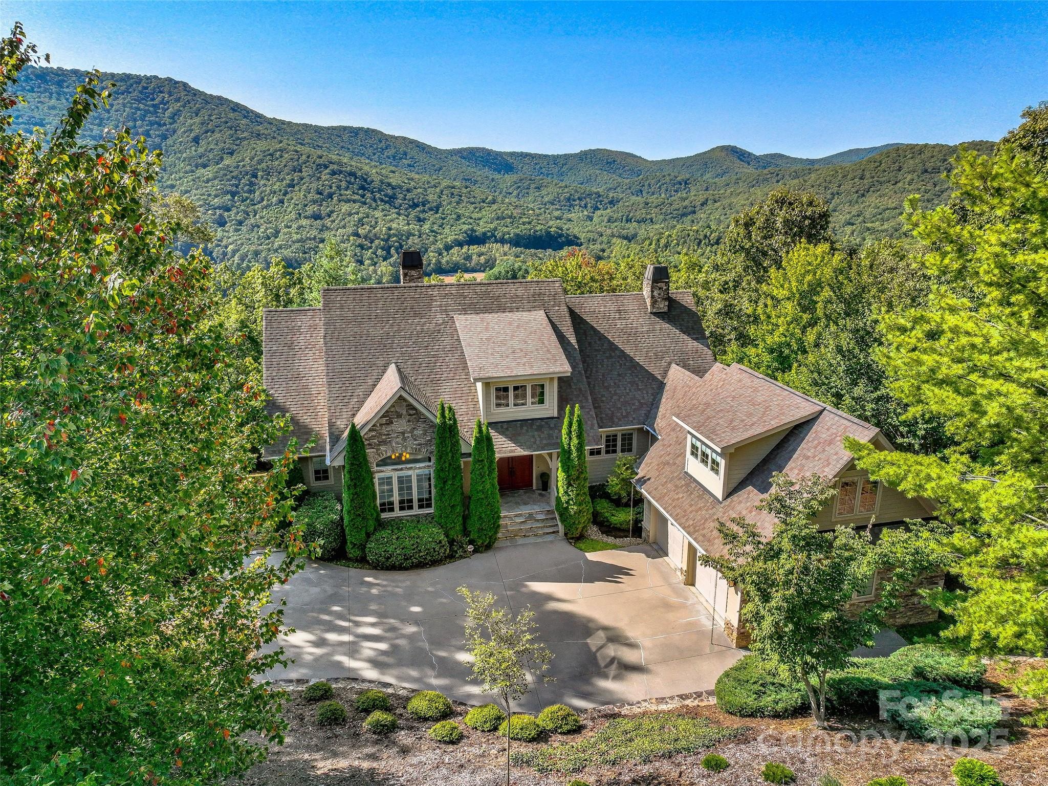 6 Yellow Wood Lane