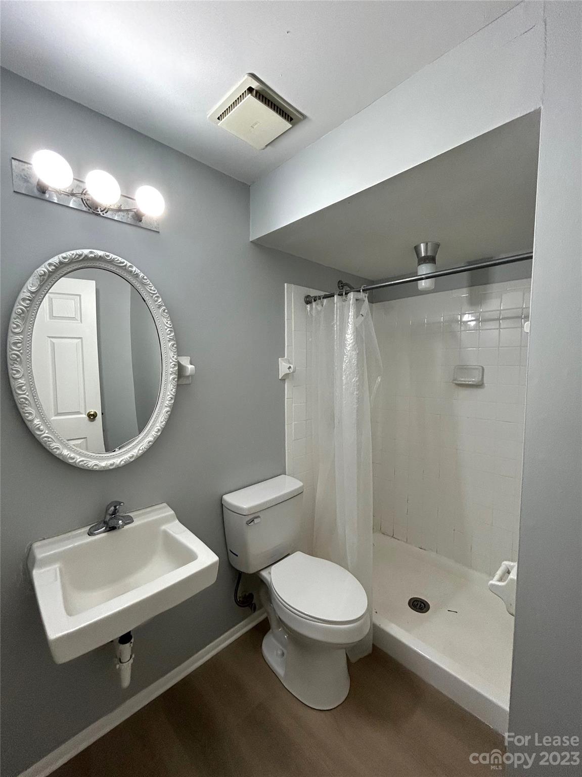 College Downs - Residential Lease