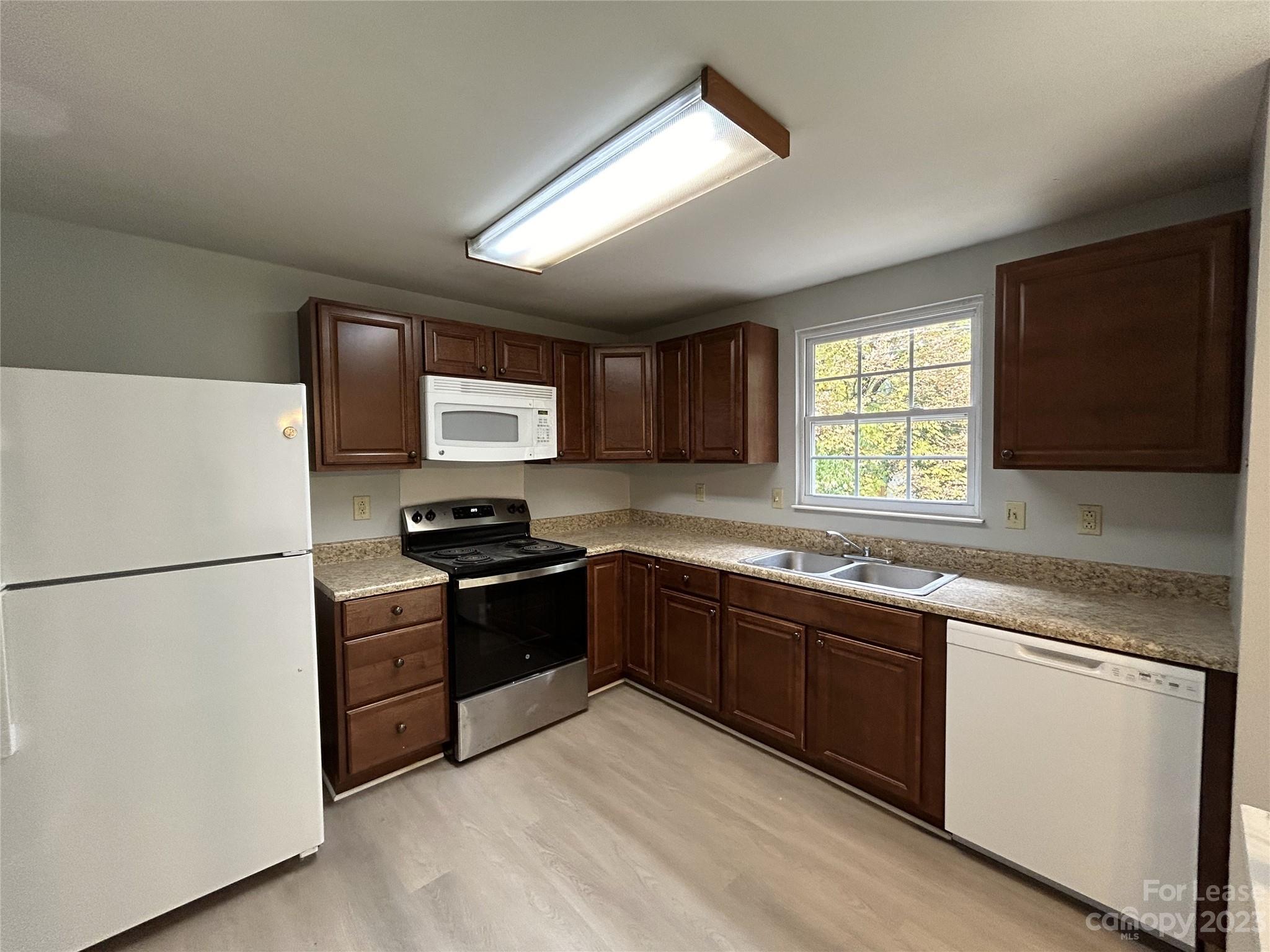 College Downs - Residential Lease