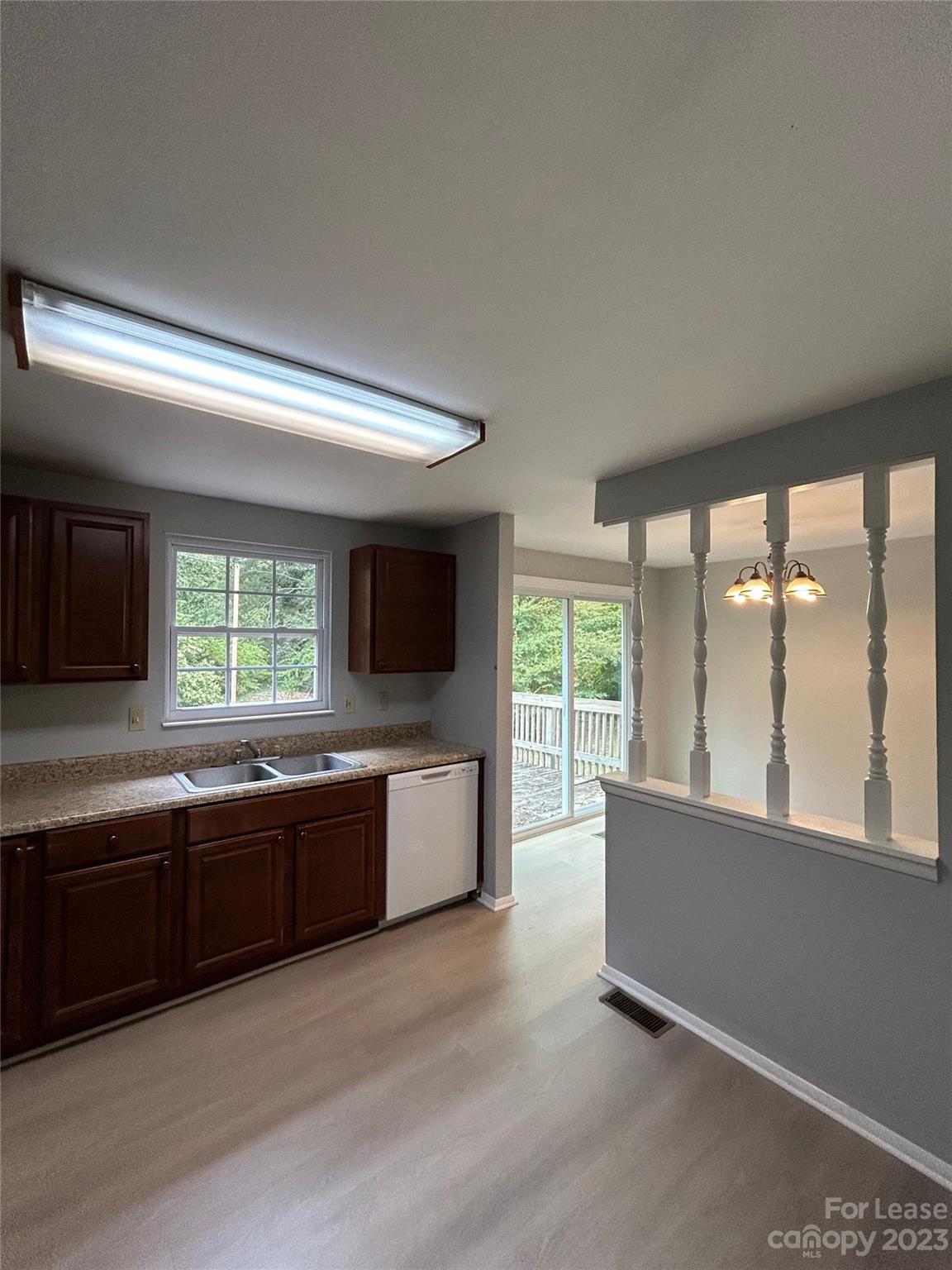 College Downs - Residential Lease