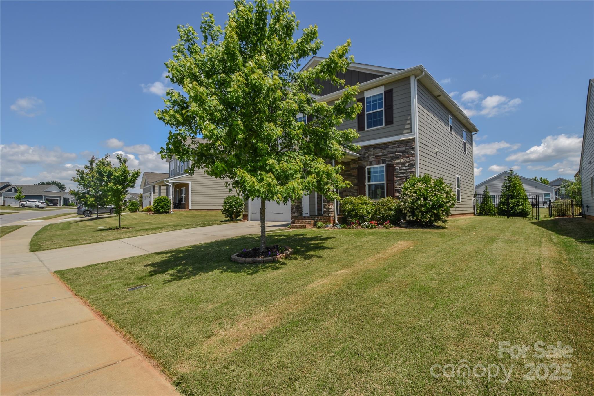 173 Glastonbury Drive