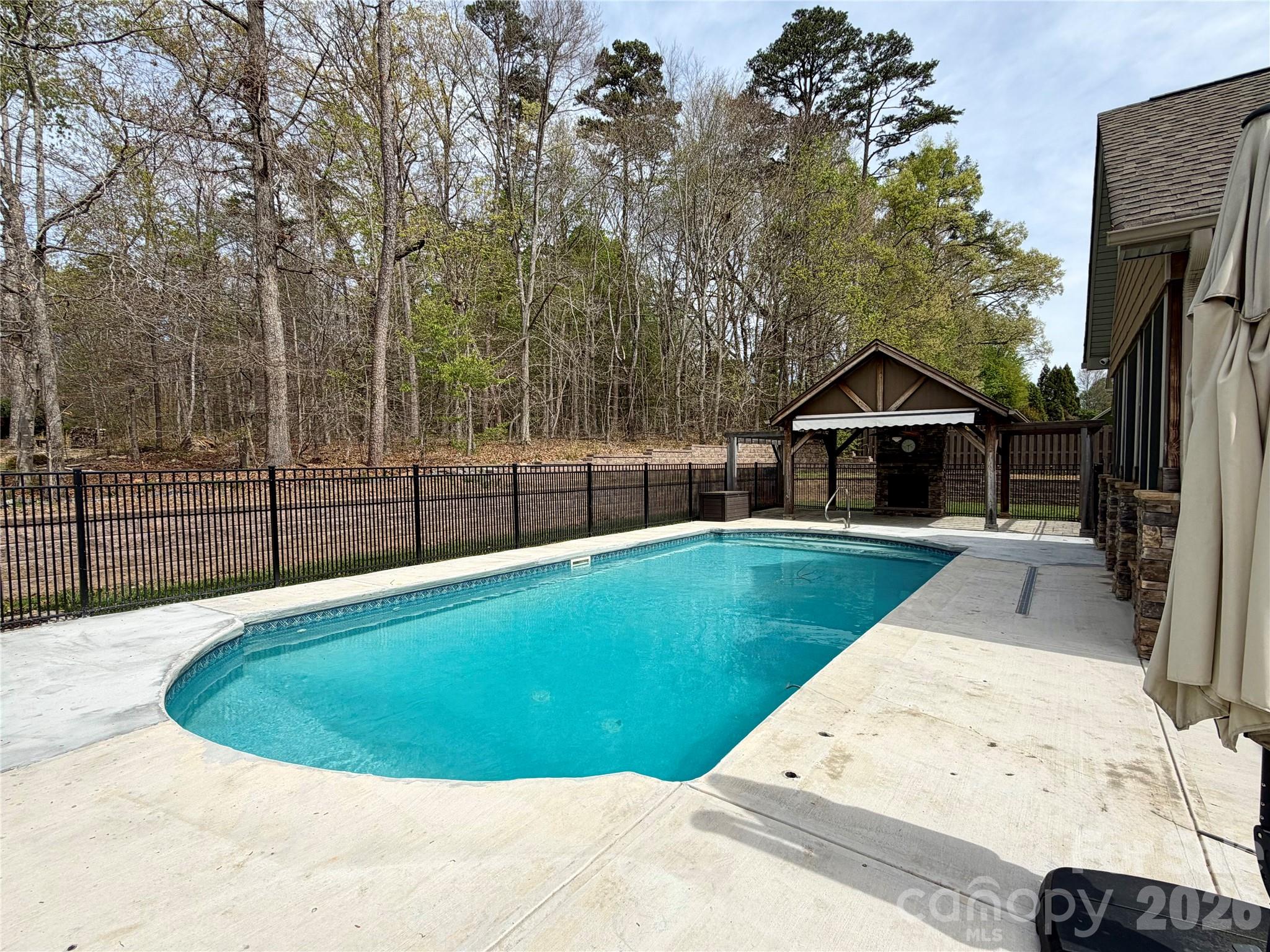 The Falls at Cloninger Mill - Residential