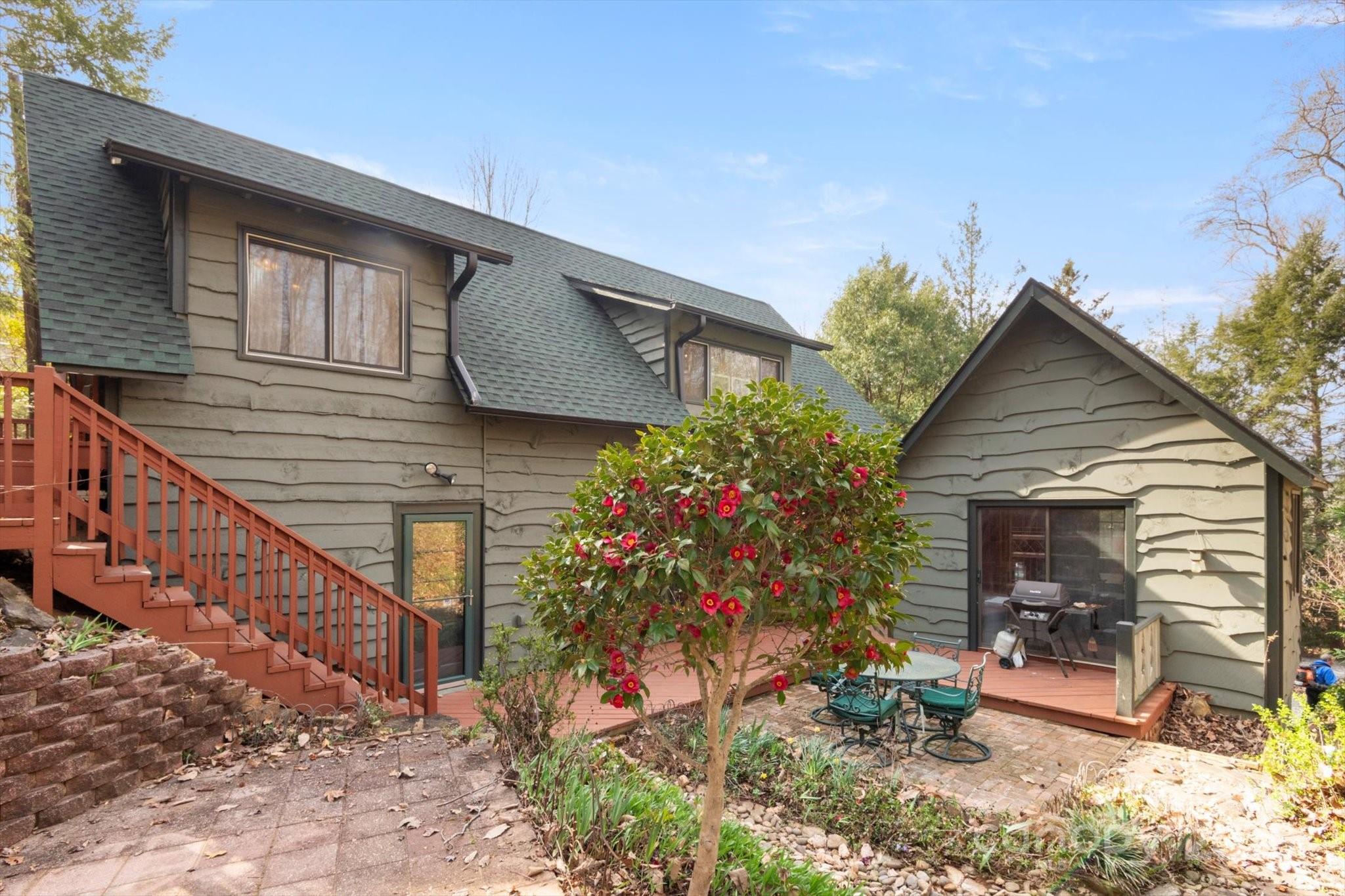 1506 Lynn Road