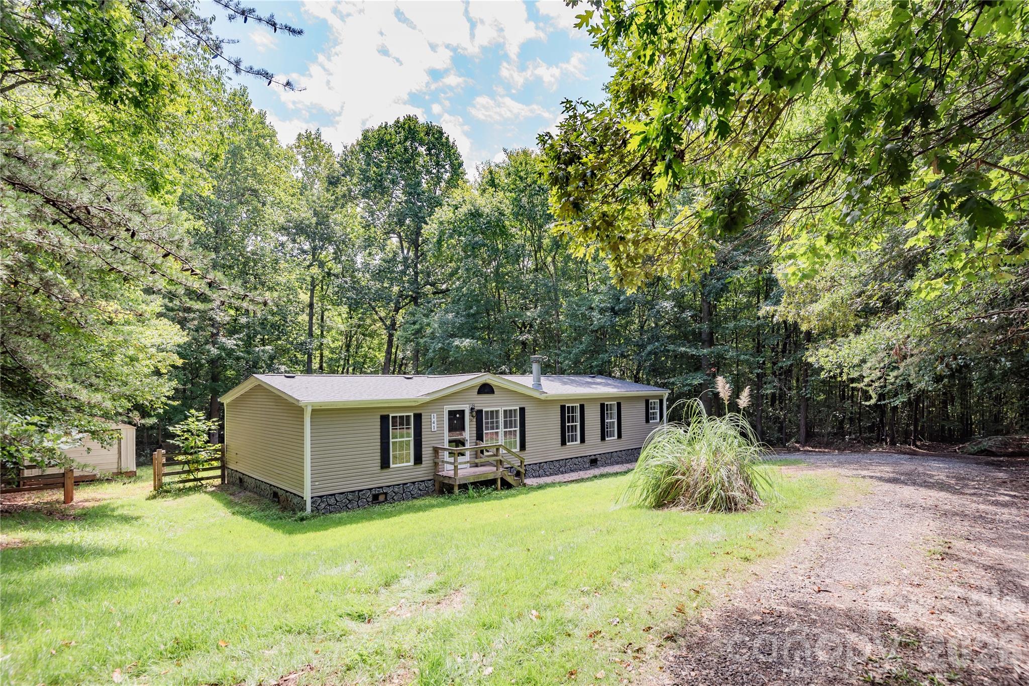 141 Tommys Lane