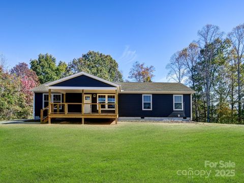Photo of 1603 Bull Creek Road, Marshall, NC 28573 (MLS # 4252195)