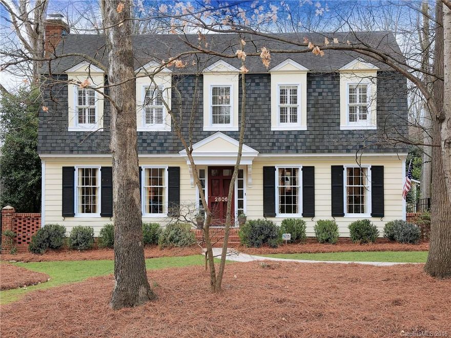 Myers Park traditional home nestled on the upper end of Hampton Avenue.Fabulous floor plan with gracious formals & large open kitchen/breakfast room.Beautiful large family room with french doors opening to the brick patio & screened porch.Great flow for entertaining! 4 spacious bedrooms; each with full bath. Bonus room for exercise, playroom, sitting room. Dual staircases. Private fenced in flat yard. Ample storage, mud room, upstairs laundry, two half baths. Great home on a sought after street!