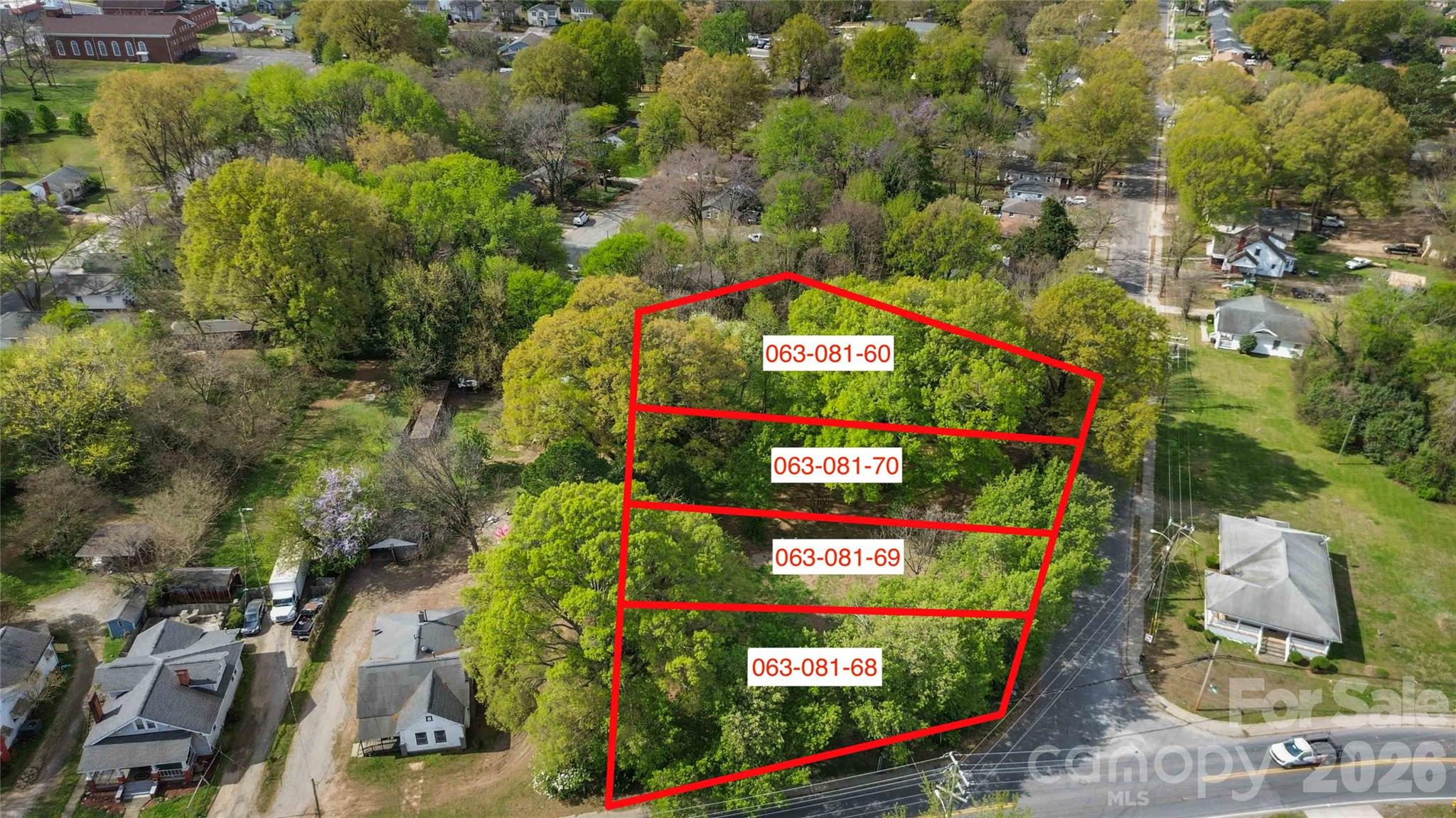 819 Interurban Avenue