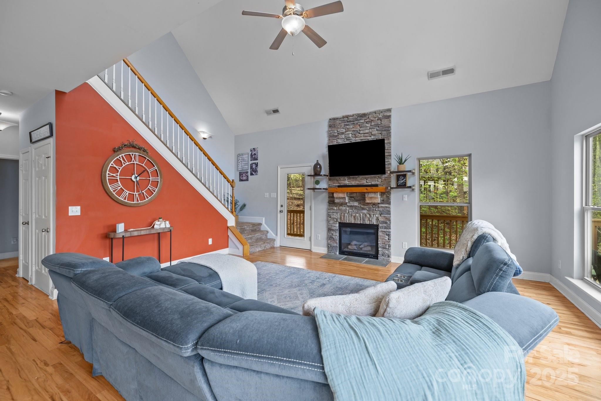 Tega Cay - Residential