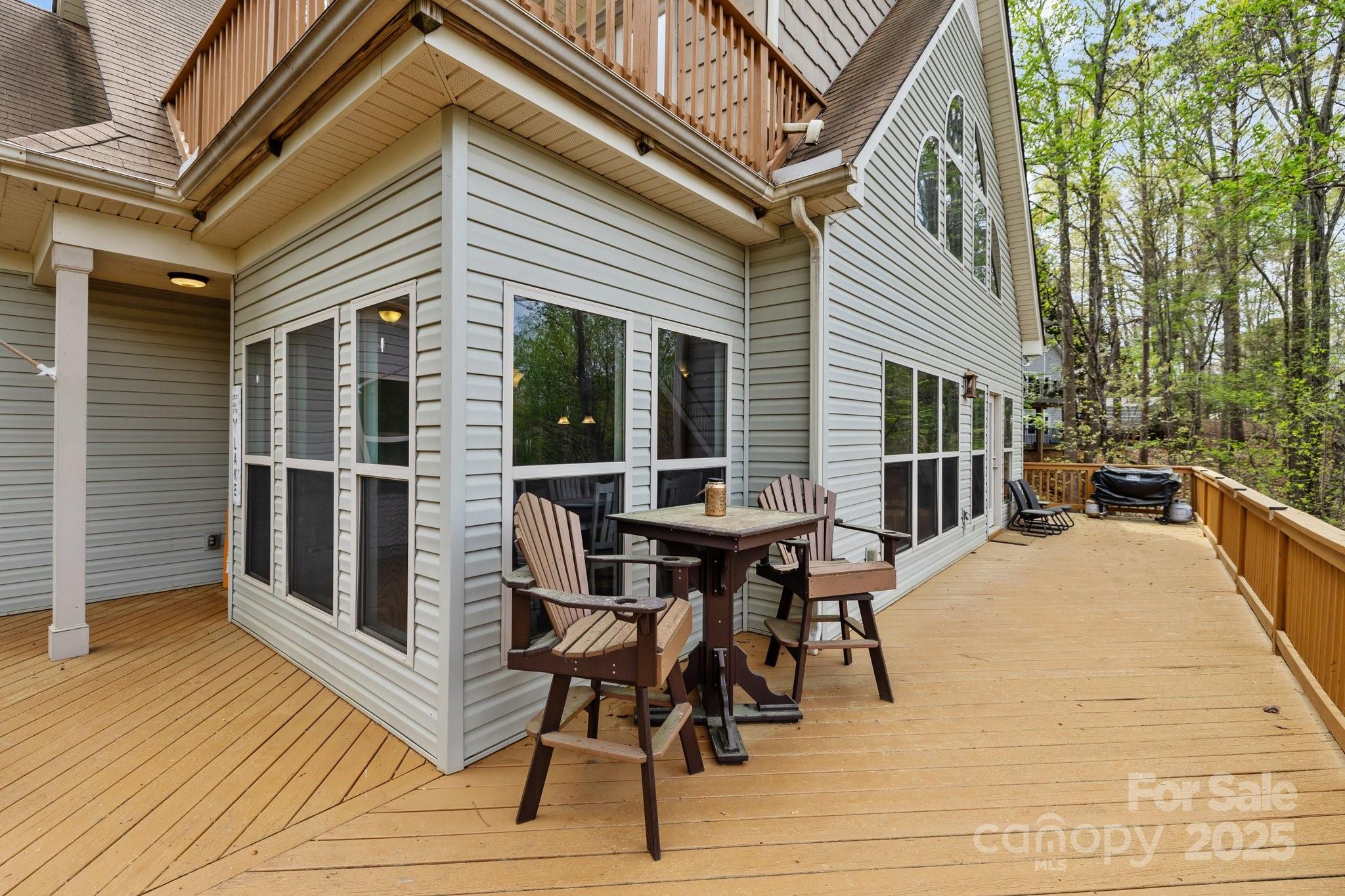 Tega Cay - Residential